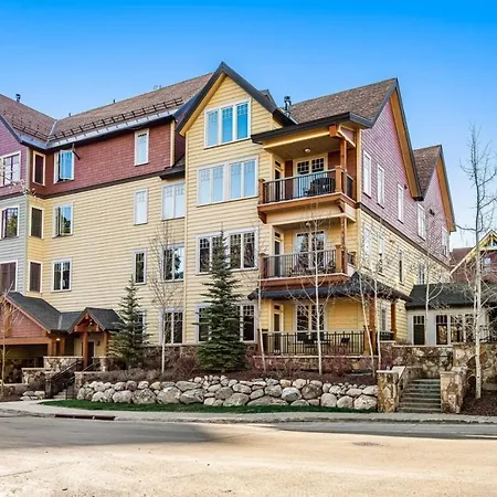 Luxury 4 Bedroom Condo On Main Street In Downtown Breckenridge